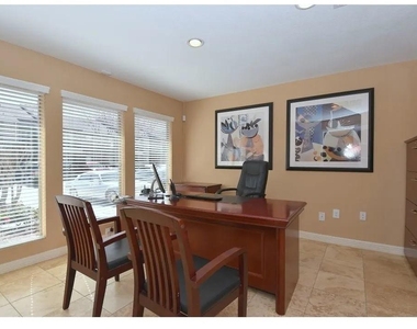17310 Keith Harrow Boulevard - Photo Thumbnail 3