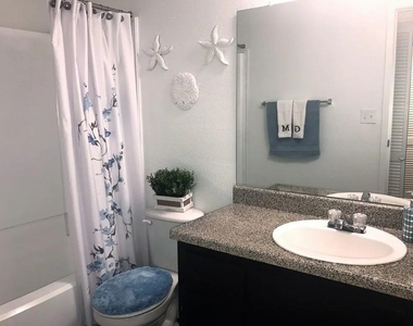 17310 Keith Harrow Boulevard - Photo Thumbnail 14