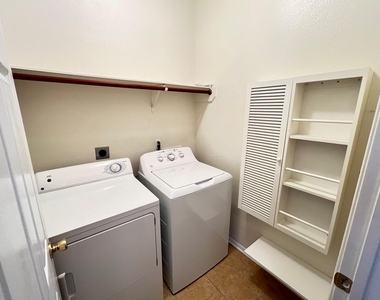 2910 Blue Dawn Drive - Photo Thumbnail 25