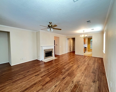 2910 Blue Dawn Drive - Photo Thumbnail 11