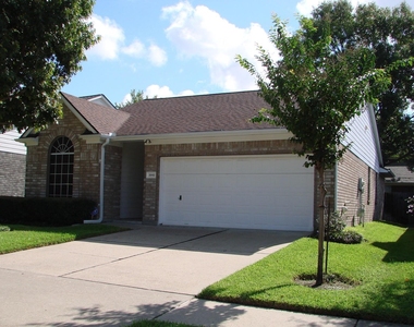 2910 Blue Dawn Drive - Photo Thumbnail 1