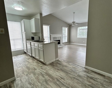 3900 Woodchase Drive - Photo Thumbnail 3