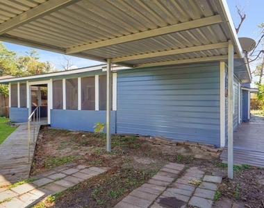 8186 Record Street - Photo Thumbnail 1