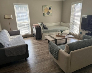 6402 Del Monte Drive - Photo Thumbnail 2