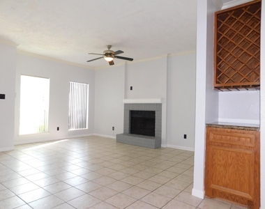11710 Southlake Drive - Photo Thumbnail 1