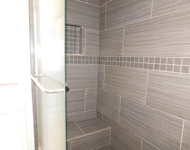 11710 Southlake Drive - Photo Thumbnail 7