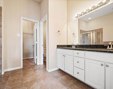 912 Sweet Pine Drive - Photo Thumbnail 10