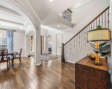 106 Joshuas Place - Photo Thumbnail 5