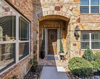 106 Joshuas Place - Photo Thumbnail 4