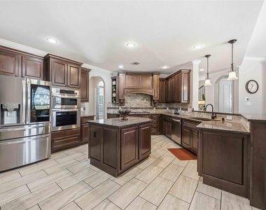 106 Joshuas Place - Photo Thumbnail 11