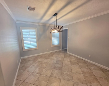 16806 Sandypine Circle - Photo Thumbnail 13