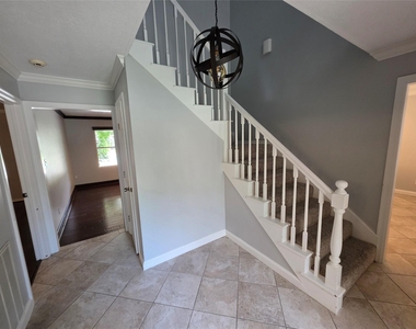 16806 Sandypine Circle - Photo Thumbnail 6