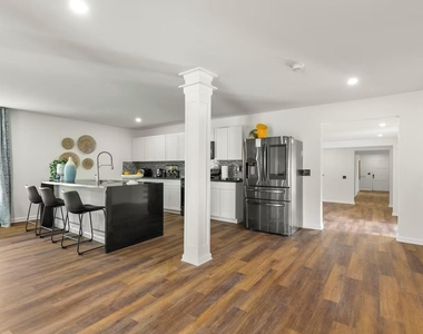 3516 Southmore Boulevard - Photo Thumbnail 13