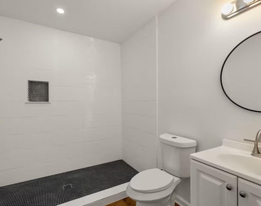 3516 Southmore Boulevard - Photo Thumbnail 16
