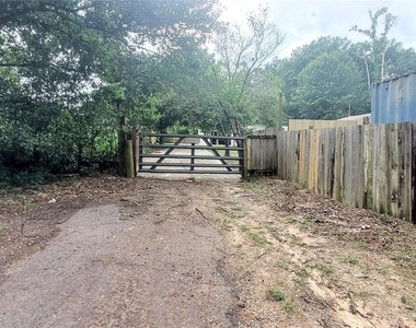 9084 Peggy Drive - Photo Thumbnail 19