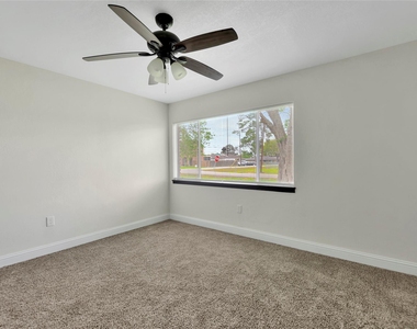 9010 Freeland Street - Photo Thumbnail 12