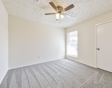 9563 Sutter Park Lane - Photo Thumbnail 17