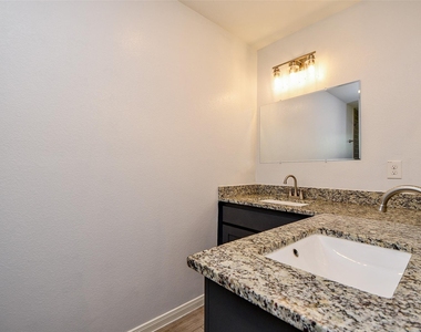 6747 England Street - Photo Thumbnail 24