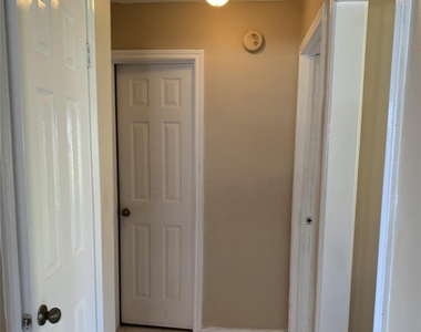 15526 Rio Plaza Drive - Photo Thumbnail 9