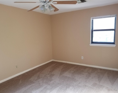 15526 Rio Plaza Drive - Photo Thumbnail 28