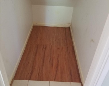 15526 Rio Plaza Drive - Photo Thumbnail 13