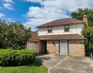 15526 Rio Plaza Drive - Photo Thumbnail 1