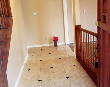 15526 Rio Plaza Drive - Photo Thumbnail 5