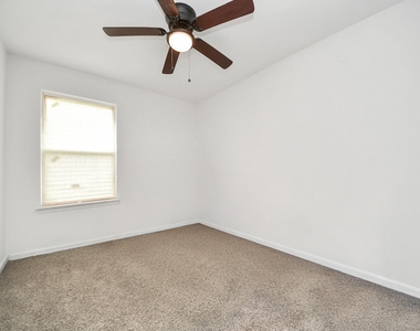 4613 Ireland Street - Photo Thumbnail 29
