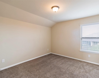29102 Jacobs River Drive - Photo Thumbnail 17