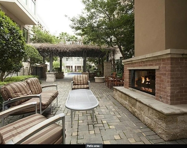1901 Post Oak Boulevard - Photo Thumbnail 4
