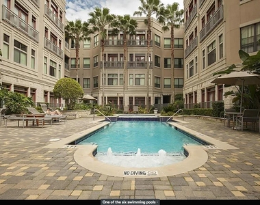 1901 Post Oak Boulevard - Photo Thumbnail 8