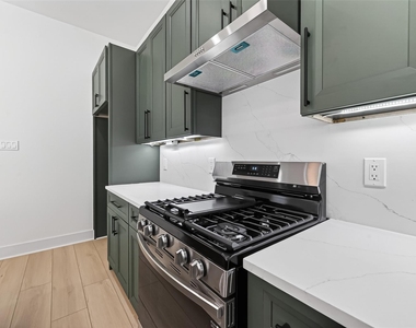 969 Highland Light Lane - Photo Thumbnail 9