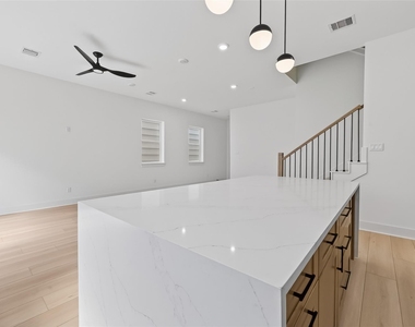 969 Highland Light Lane - Photo Thumbnail 7