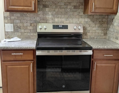 8314 Beechnut Street - Photo Thumbnail 1
