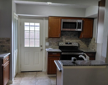 8314 Beechnut Street - Photo Thumbnail 2