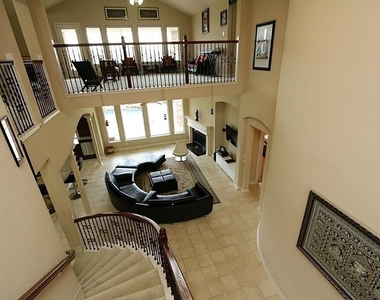 7610 Hampton Bay Lane - Photo Thumbnail 10