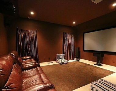 7610 Hampton Bay Lane - Photo Thumbnail 12