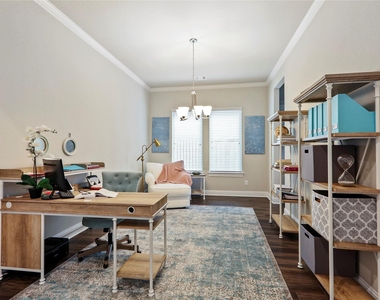50 Wyatt Oaks Drive - Photo Thumbnail 6