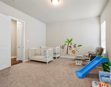 50 Wyatt Oaks Drive - Photo Thumbnail 23