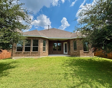 50 Wyatt Oaks Drive - Photo Thumbnail 1