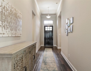 50 Wyatt Oaks Drive - Photo Thumbnail 3