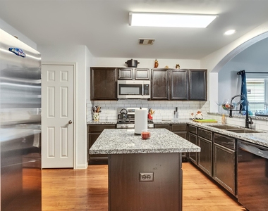 2650 Bammelwood Drive - Photo Thumbnail 18