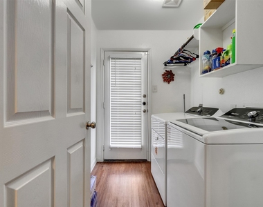 2650 Bammelwood Drive - Photo Thumbnail 17