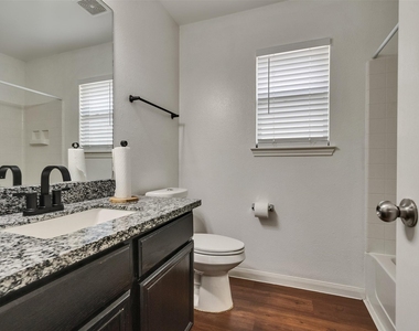 2650 Bammelwood Drive - Photo Thumbnail 10
