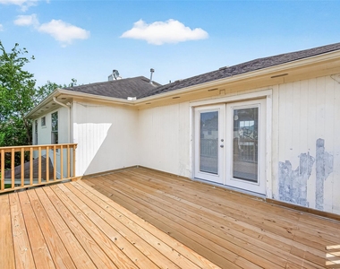 8202 Worthington Dr - Photo Thumbnail 38