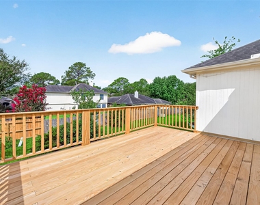 8202 Worthington Dr - Photo Thumbnail 36