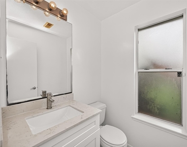 8202 Worthington Dr - Photo Thumbnail 19