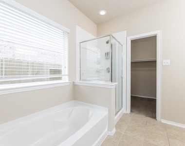 6138 Sierra Springs Lane - Photo Thumbnail 16