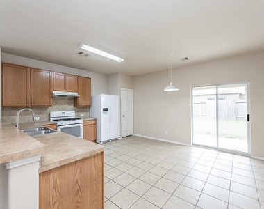 6138 Sierra Springs Lane - Photo Thumbnail 10