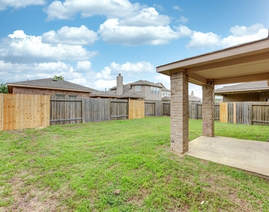 6138 Sierra Springs Lane - Photo Thumbnail 28